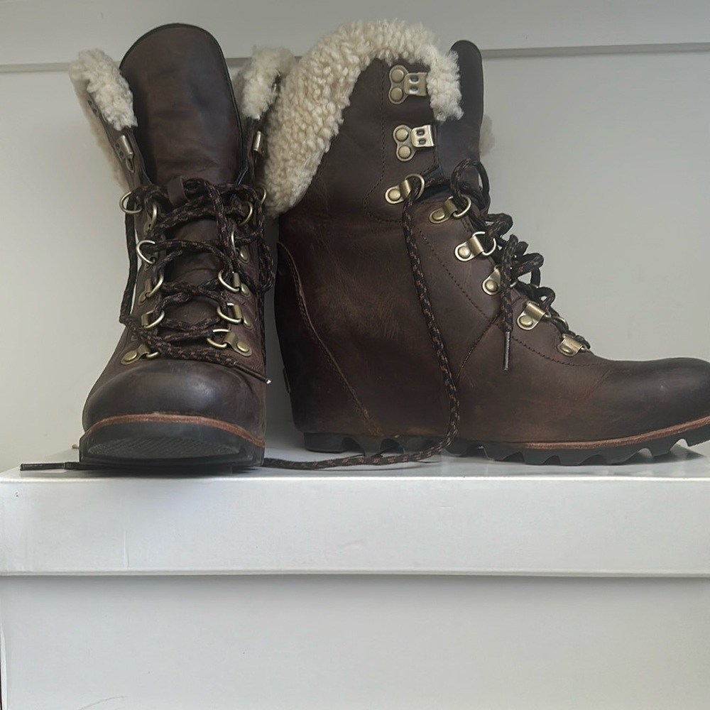 SOREL Conquest Boots